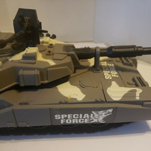 SPECIAL FORCE LARGE TANK SOUND LIGHTS WORKS - Picture 2 of 5